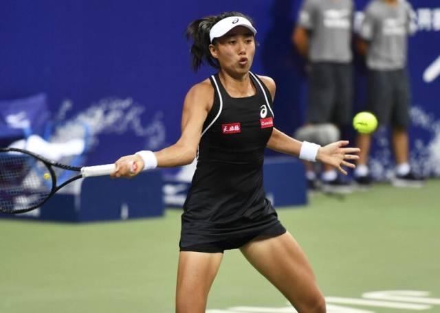 与球员之间 与球员之间