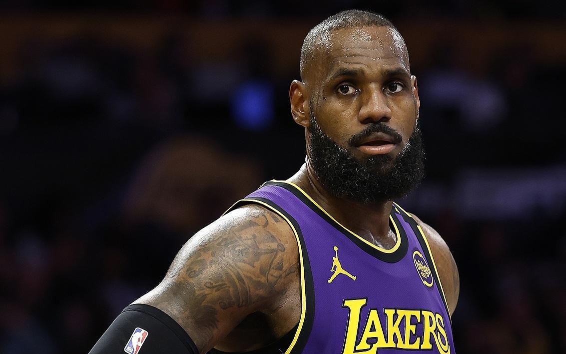 员和教练的 员和教练的