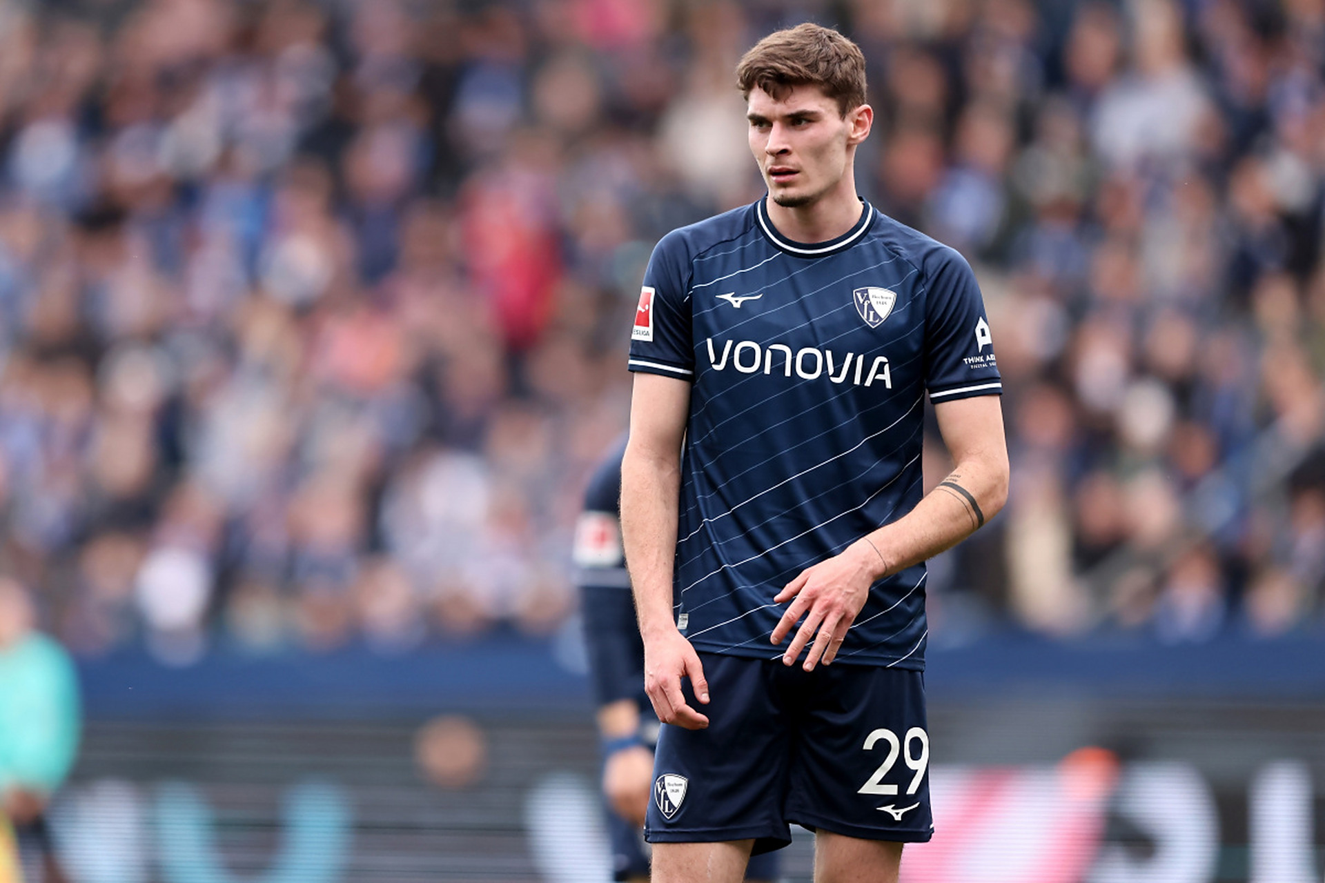 我们不难发 我们不难发