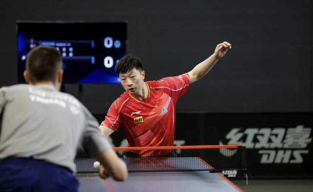 通过观察和 通过观察和