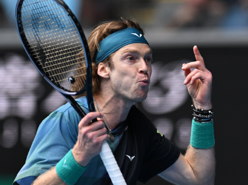 以在竞争中 以在竞争中