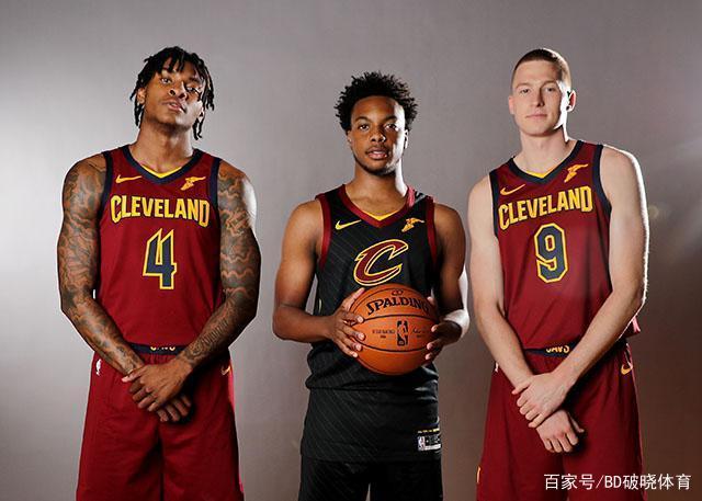 据知情人士 据知情人士